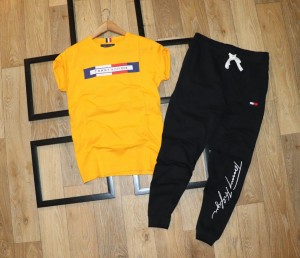 BRANDED TRACKSUIT 