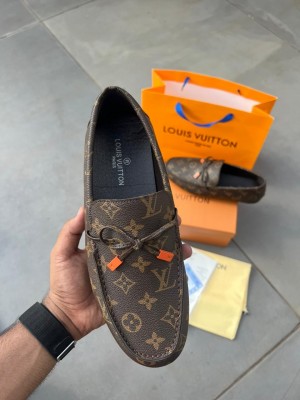 Louis Vui_ton premium leather loafers 