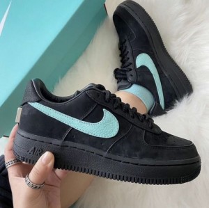 nik e  Airforce 1 Tiffany Women s Semi UA