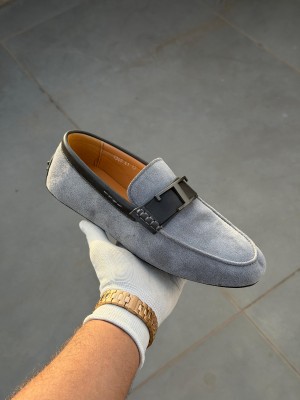 TODS SUEDE LOAFER 
