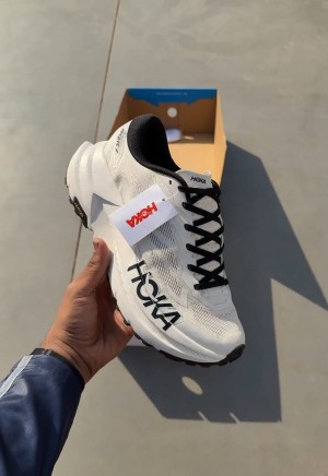 Hoka  Mafate X Trail Runners White