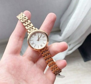 New Classic Metal Quartz Watch For women with brand logo - Latiwalaa shopping 