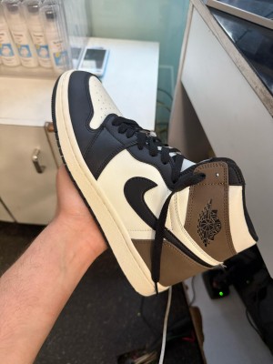 Air jordan 1 mocha high semi ua