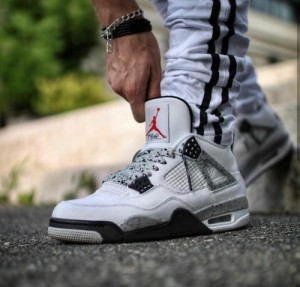 Nike Air Jordan 4 Cement