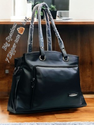 BIG SPACIOUS TOTE BAG