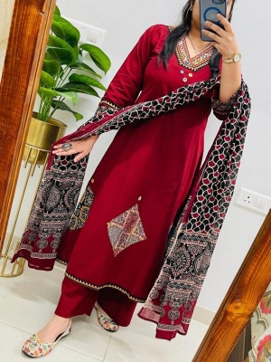 Elegant Rayon Slub Top-Bottom & Muslin Dupatta Set for Women  Appliq Work  Size M-2XL  Festive & Casual Wear
