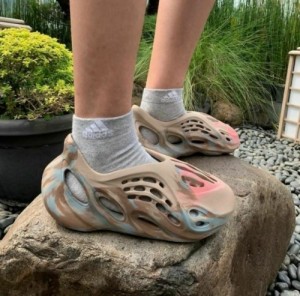 adida s Yeezy Foam Runner Mx Sand Grey UA Quality