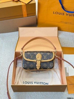  nano diane  monogram elegance 