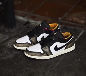  Air jordan 1 Low SE Wear Away Tan yellow