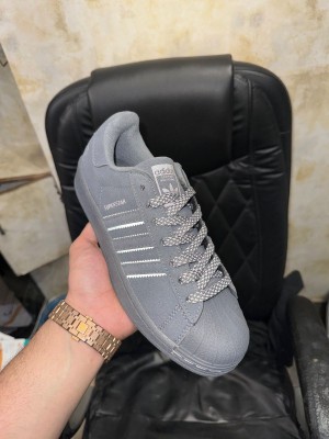 SUPERSTAR REIGNING CHAMP ALL GREY SUEDE