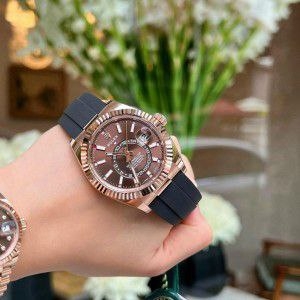 -ROLEX OYSTER PERPETUAL SKY DWELLER