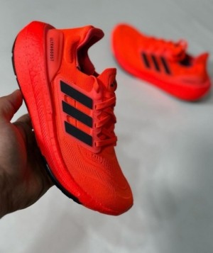 Ultraboost 23 Solar Red