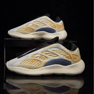 CUBICS V3 YEZY 700 Glow - Pale Yellow