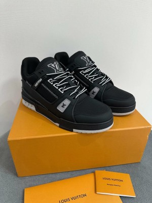 L_ouis Vuitton trainer LV sneaker BLACKGREY  LEATHER SHINE
