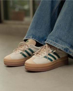 ADIDA S Women s Gazelle Bold Collegiate Green