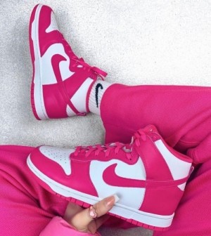 NIK E SB Dunk High Pink Prime