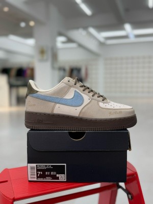 Ni_ke airforce 1 low love and peace 