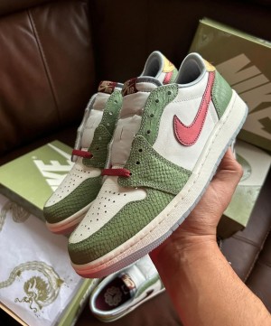 Jordan 1 Low Year Of The Dragon SEMI UA 